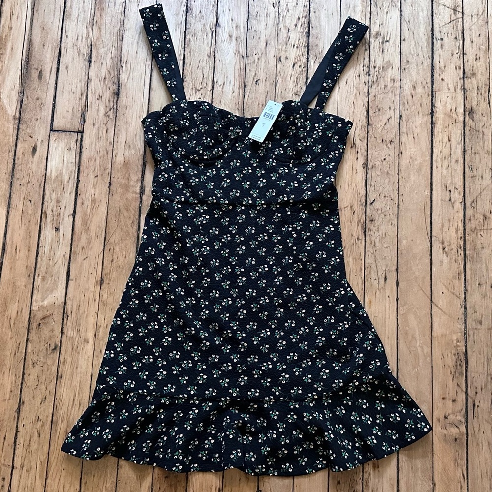 NWT Hutch Ditsy Floral Corset Mini Dress in Black Motif size small